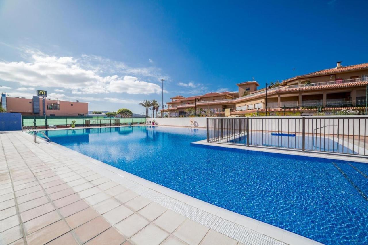Superbe Appartement A Las Americas Torres Del Sol أرونا المظهر الخارجي الصورة